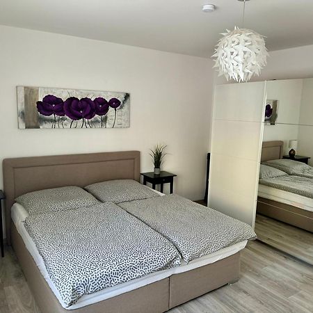 Traumhafte Kurstadt Apartment Moderne 2Zkb Balkon-Parkplatz 7-24 Check-In Bad Nauheim Dış mekan fotoğraf