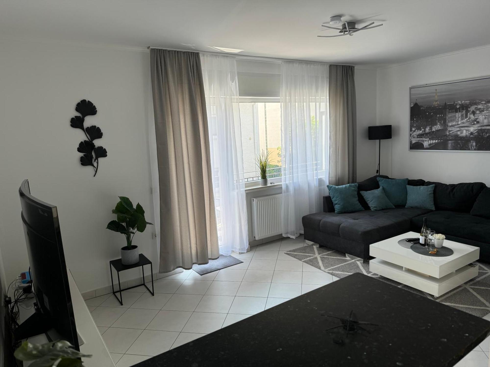 Traumhafte Kurstadt Apartment Moderne 2Zkb Balkon-Parkplatz 7-24 Check-In Bad Nauheim Dış mekan fotoğraf