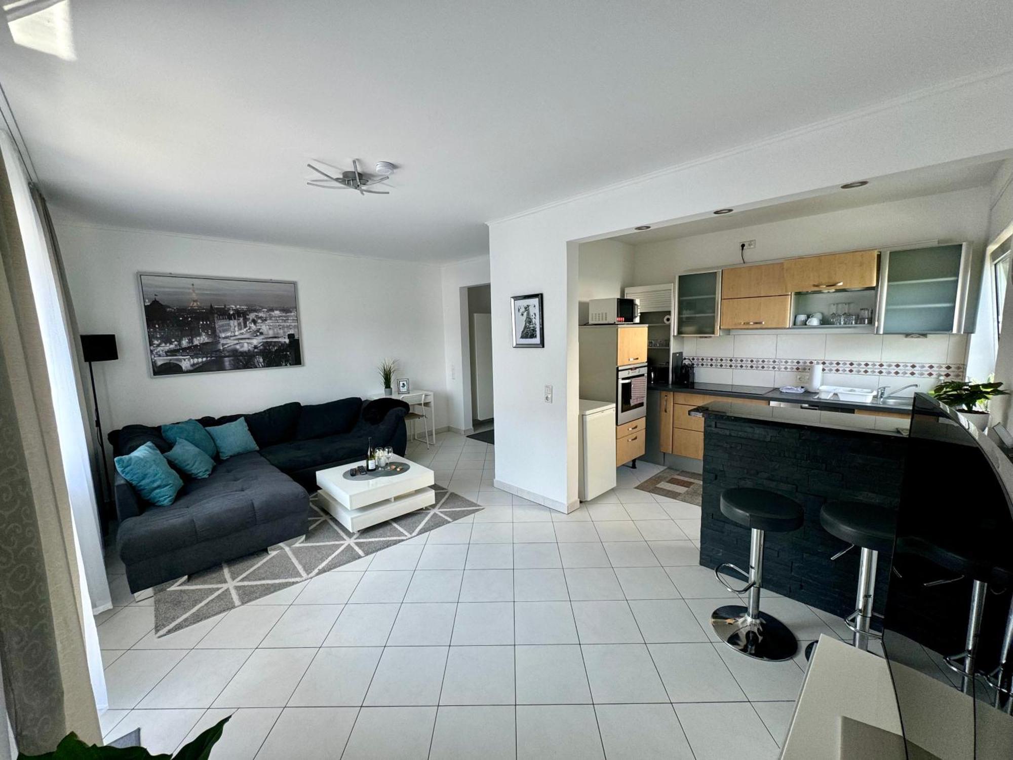 Traumhafte Kurstadt Apartment Moderne 2Zkb Balkon-Parkplatz 7-24 Check-In Bad Nauheim Dış mekan fotoğraf